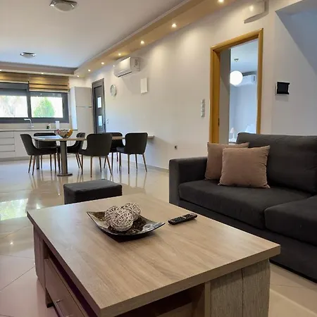 Rose Ground Floor - Private Swimming Pool Garden * Коскину